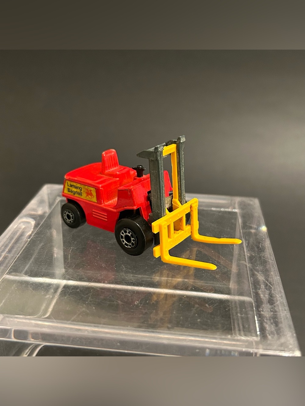 1972 Matchbox Superfast No. 15 Fork Lift Truck Die-Cast - Picture 3 of 8